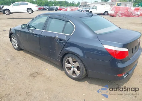 2006 BMW 530Xi z USA, uszkodzony, nr VIN WBANF73546CG68797